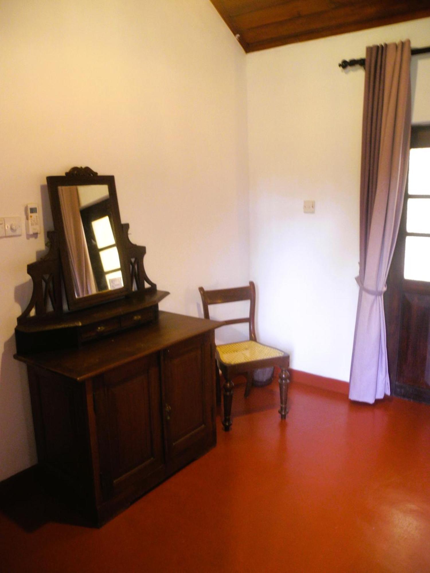 Top Of The Hill Guesthouse Weligama Exterior foto